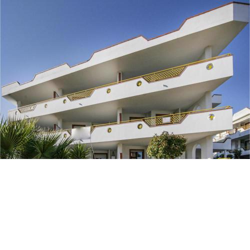 Awesome apartment in Villarosa with 1 Bedrooms and WiFi