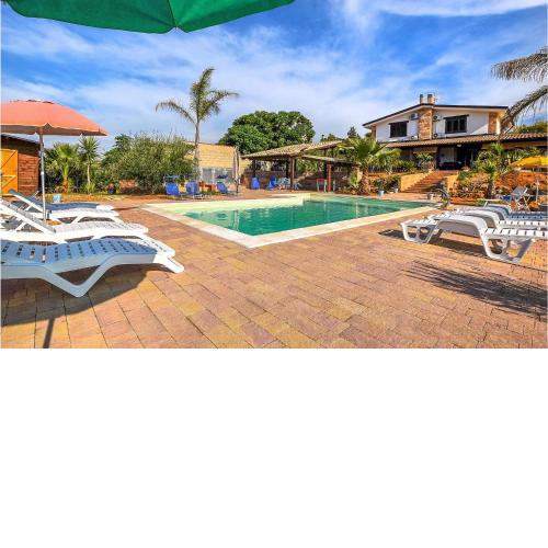 Awesome home in Balestrate with WiFi, 2 Bedrooms and Outdoor swimming pool