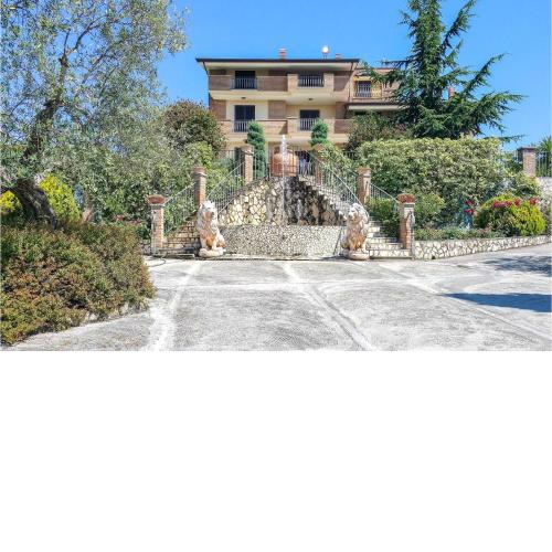 Awesome Home In Caiazzo With Wifi, 7 Bedrooms And Outdoor Swimming Pool