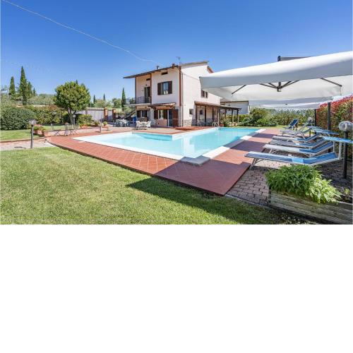 Awesome home in Castiglione del Lago with 5 Bedrooms, WiFi and Outdoor swimming pool