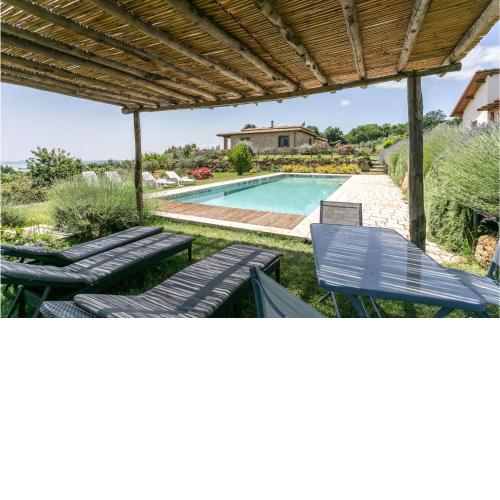 Awesome Home In Gradoli With 5 Bedrooms, Wifi And Outdoor Swimming Pool