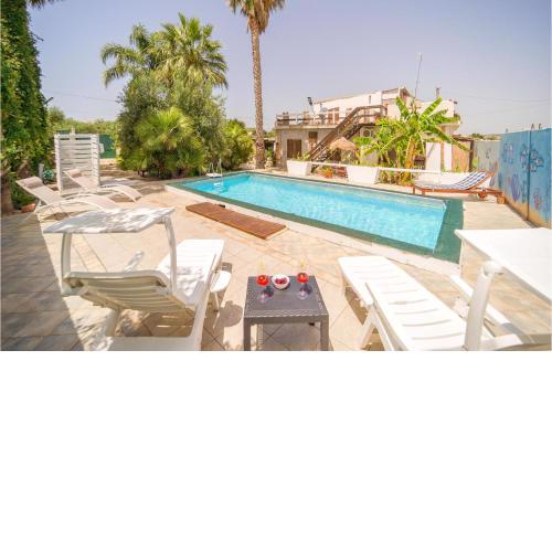 Awesome home in Menfi with WiFi, Private swimming pool and Outdoor swimming pool