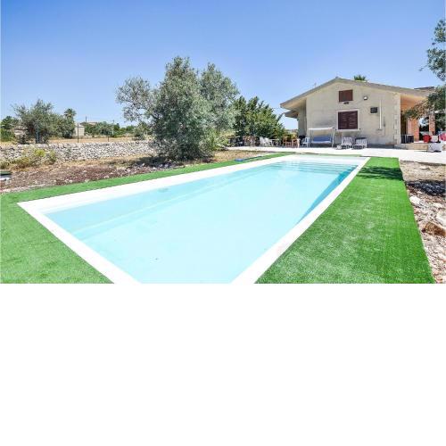 Awesome home in Modica with 3 Bedrooms, WiFi and Outdoor swimming pool