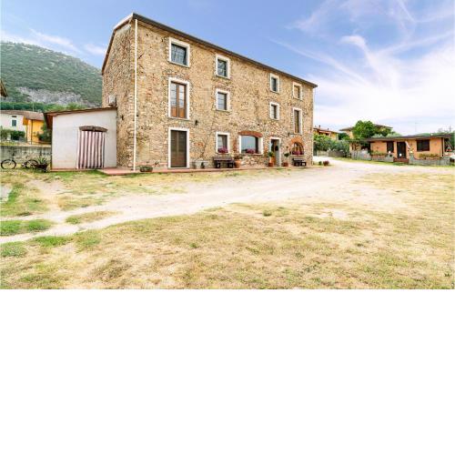 Awesome home in Monsummano Terme with WiFi and 4 Bedrooms