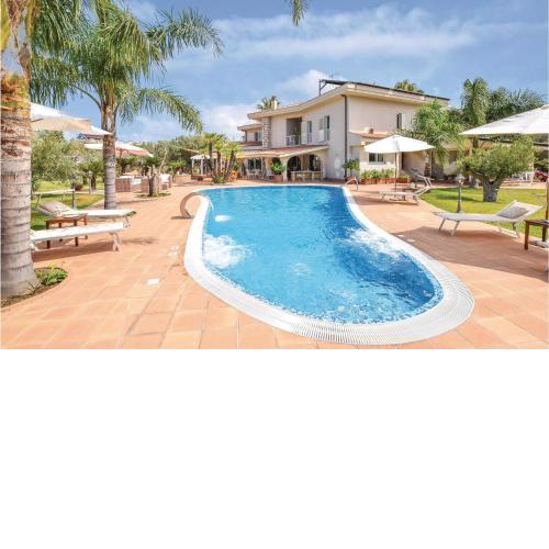 Awesome home in Nocera Terinese with 6 Bedrooms, WiFi and Outdoor swimming pool
