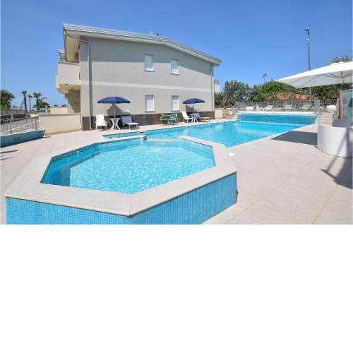 Awesome Home In Nocera Terinese With Wifi, Indoor Swimming Pool And 2 Bedrooms