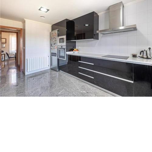 Awesome home in Otura with Outdoor swimming pool, WiFi and 4 Bedrooms