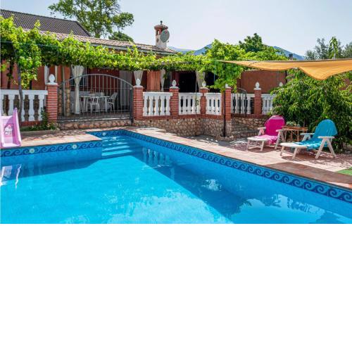 Awesome home in Padul with Outdoor swimming pool, WiFi and 2 Bedrooms