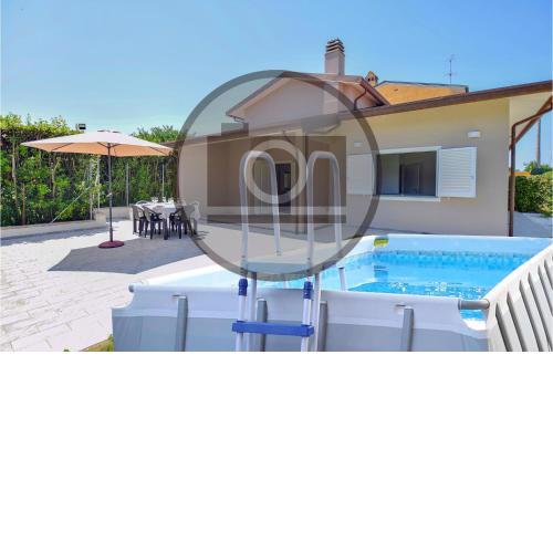 Awesome Home In Piano Di Mommio With 3 Bedrooms