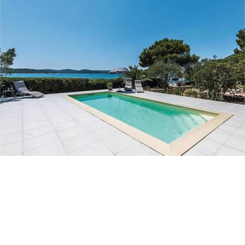 Awesome home in Pirovac w/ Outdoor swimming pool and 6 Bedrooms