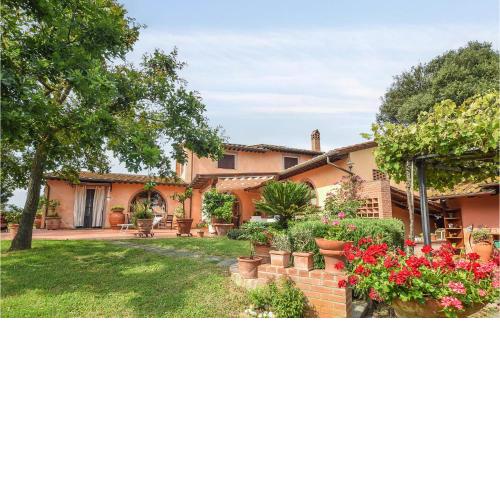Awesome Home In Santa Maria A Monte With Wifi And 2 Bedrooms