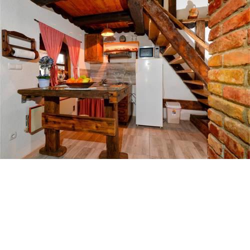 Awesome home in Sveti Ivan Zelina w/ Outdoor swimming pool and 2 Bedrooms