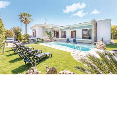 Awesome home in Terracina LT with 6 Bedrooms, WiFi and Outdoor swimming pool