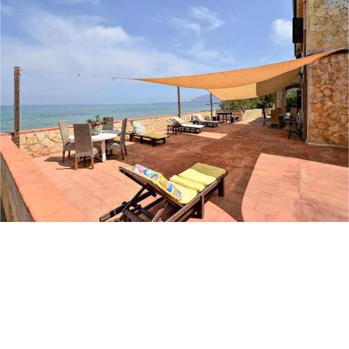 Awesome Home In Trappeto With Wifi And 6 Bedrooms