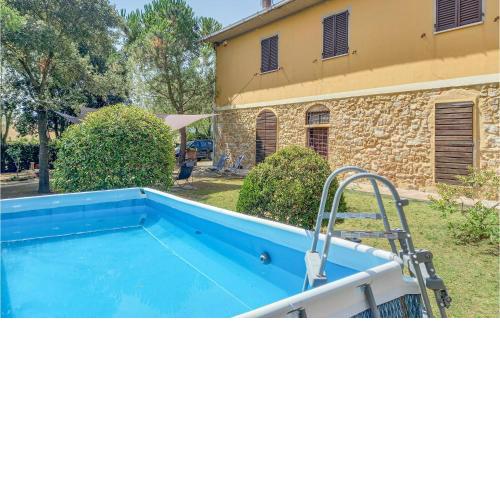 Awesome home in Volterra with 6 Bedrooms, Private swimming pool and Outdoor swimming pool