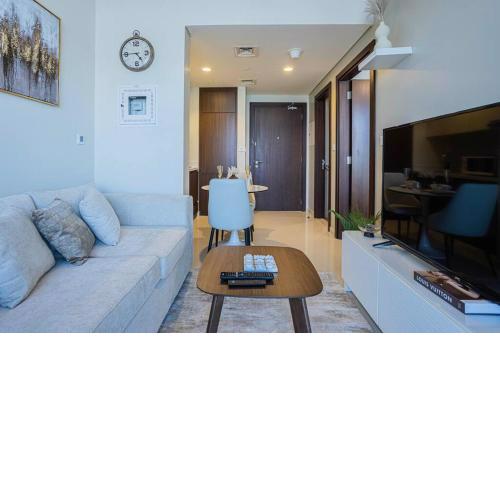 AXINITE - Brand New! Warm Cozy 1 Bed HIGH FLOOR Downtown Dubai CANAL VIEW