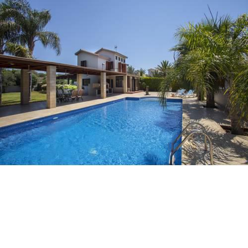 Ayia Napa Villa Magnolia