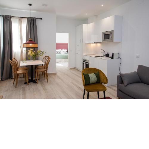 Azahar de Sevilla Apartments