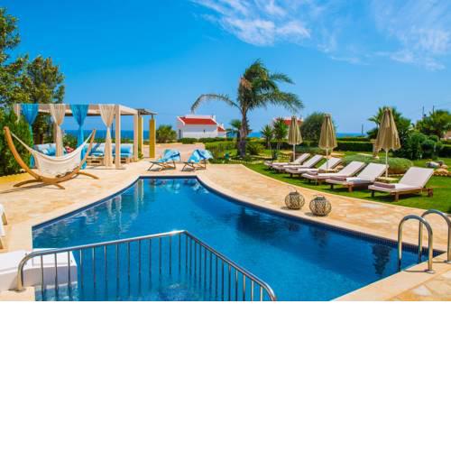Azzuro Villa with private pool
