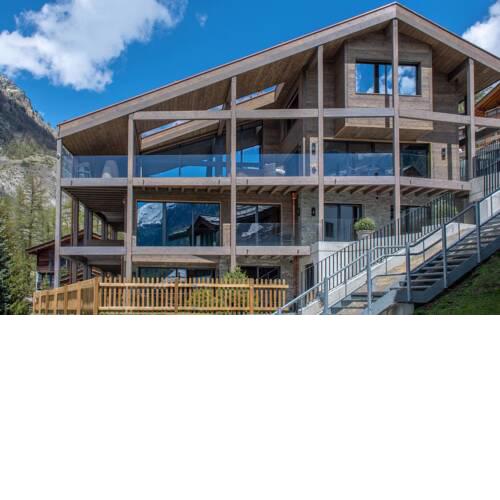 B Five Luxury Apartments