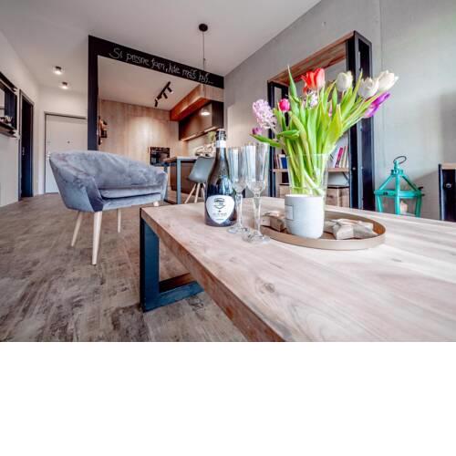 B10 APARTMENTS the BEST LOCATION - PARK & PARKING
