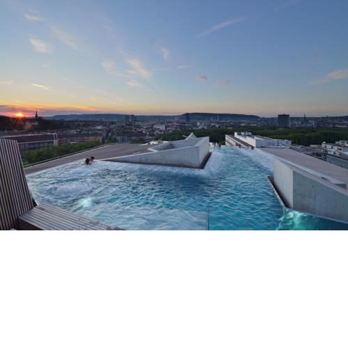 B2 Boutique Hotel + Spa