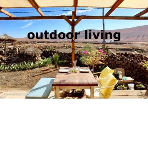 BACK TO NATURE Original Tiny House self sufficient build