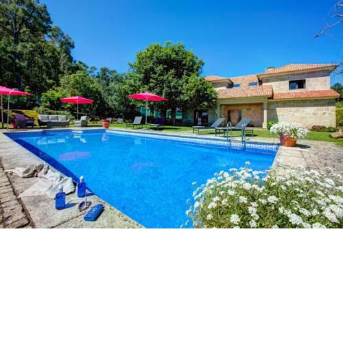 Baina Villa Sleeps 8 Pool WiFi