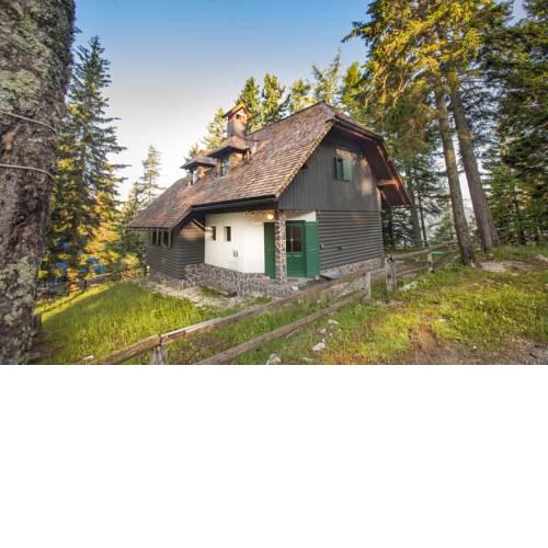 Bajta Luna Krvavec (ski-in/out)