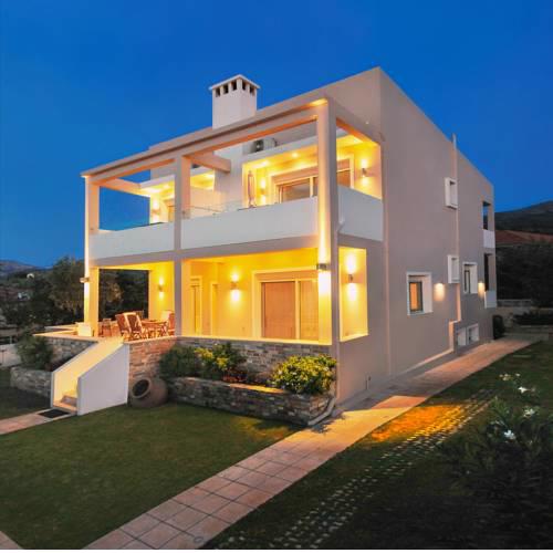 Balconies on Sea - The Garden Apt