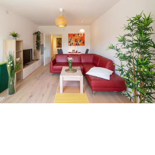 Balcony Oasis Wilhelminenberg
