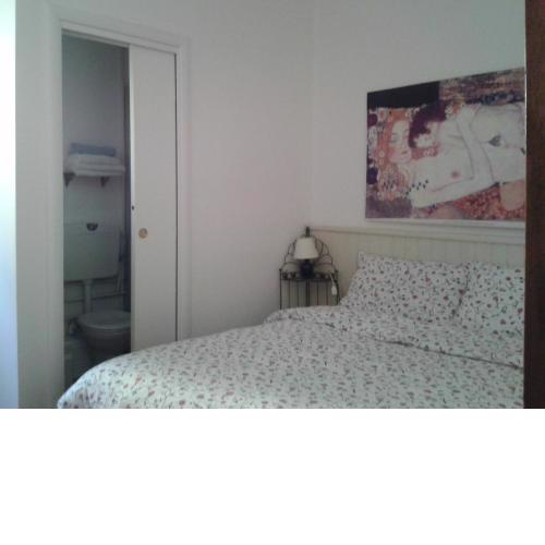 B&B Bondi