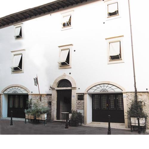 B&B Catillo