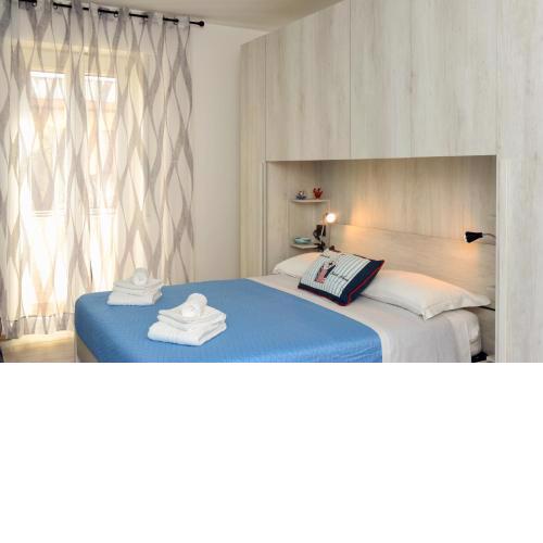 B&B LaMarina