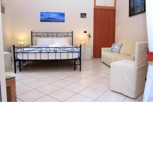 B&B MITILINI Central Station