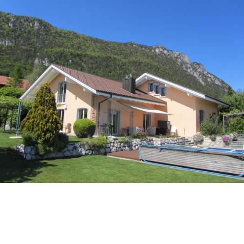B&B Pension Marina