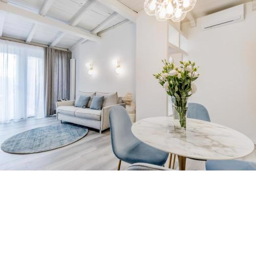 BBHOME Design suite Apartment over Trastevere district