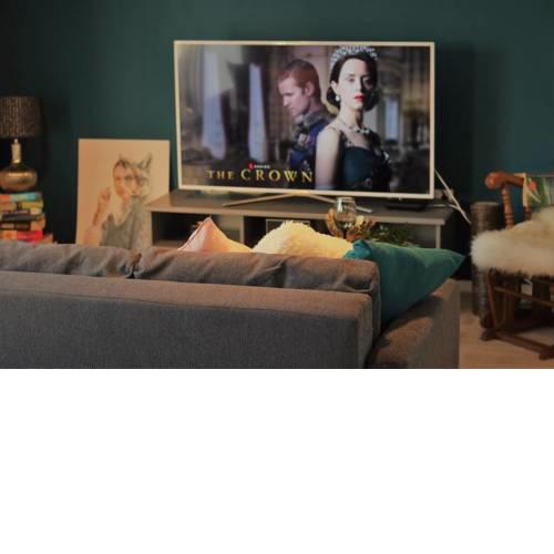 BBQ & NETFLIX Luxury Apartment