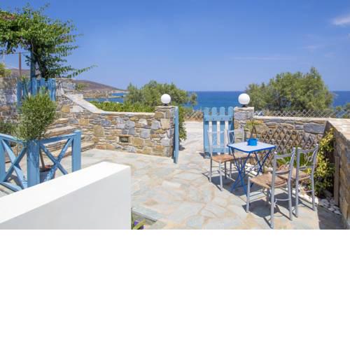 Beach Apartments, 20m away from the beach