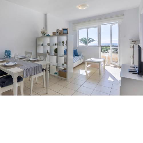 beach at 250 m, ocean view, 2 bedrooms, Wi-Fi