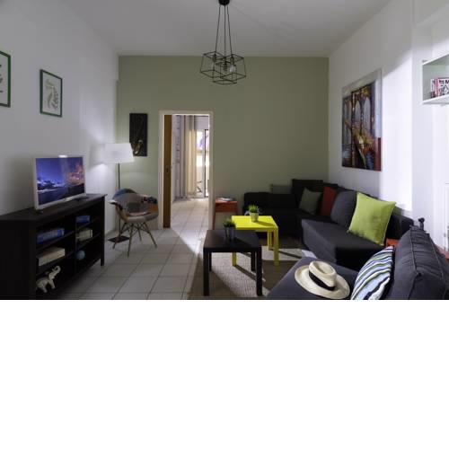 Beach Front Homey Apartment