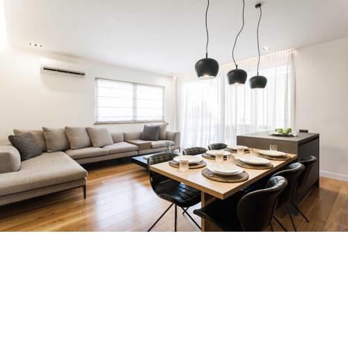 Beach Front Luxurious Apartment in Glyfada