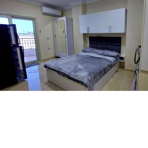Beach front studio flat in Hurghada