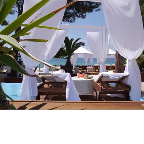 Beach Hotel Kapahi