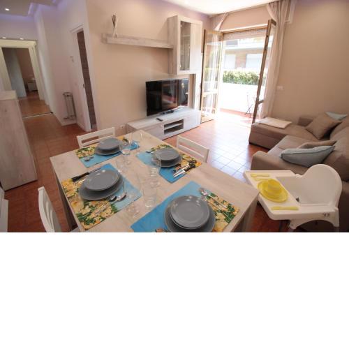 Beach House, 300 m dal mare, Marina di Massa