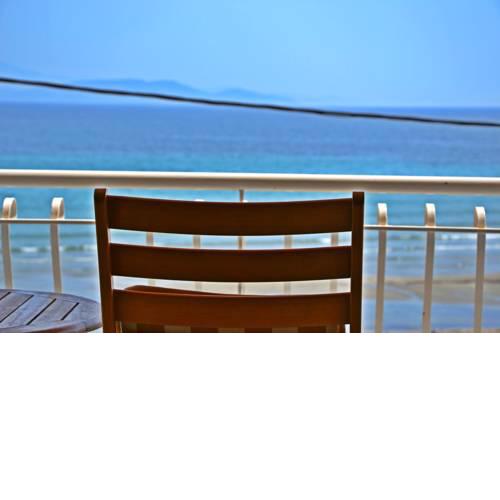 Beach House Artemida