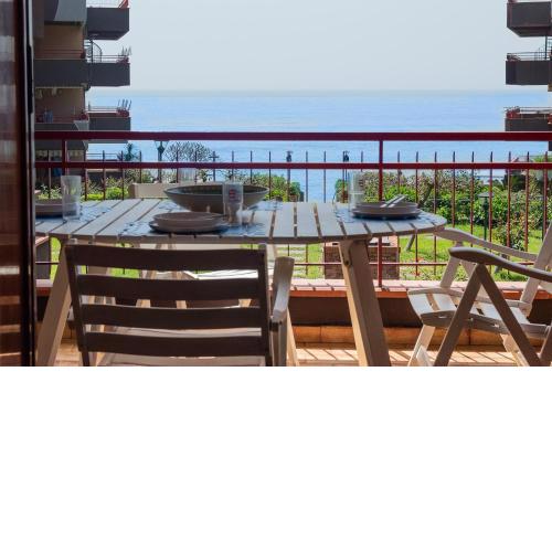 Beach House Blue Holiday