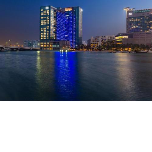 Beach Rotana Residences