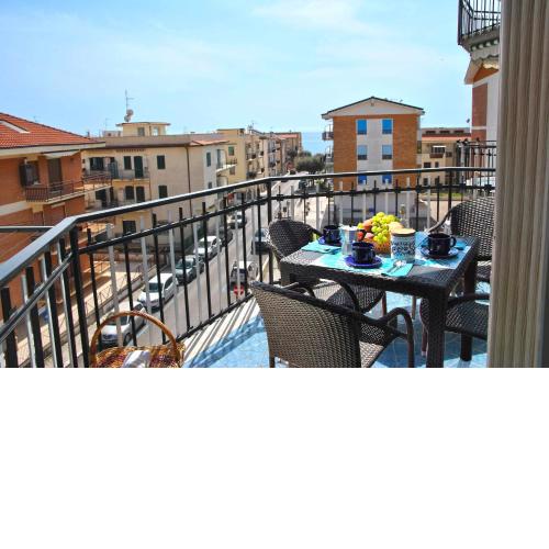 BEACH VALLEY Appartamento vista mare a 300 mt dalla spiaggia