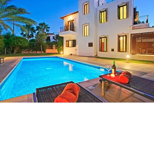 Beach Villa Anna